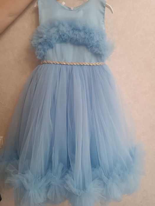 Прокат платьев для девочек