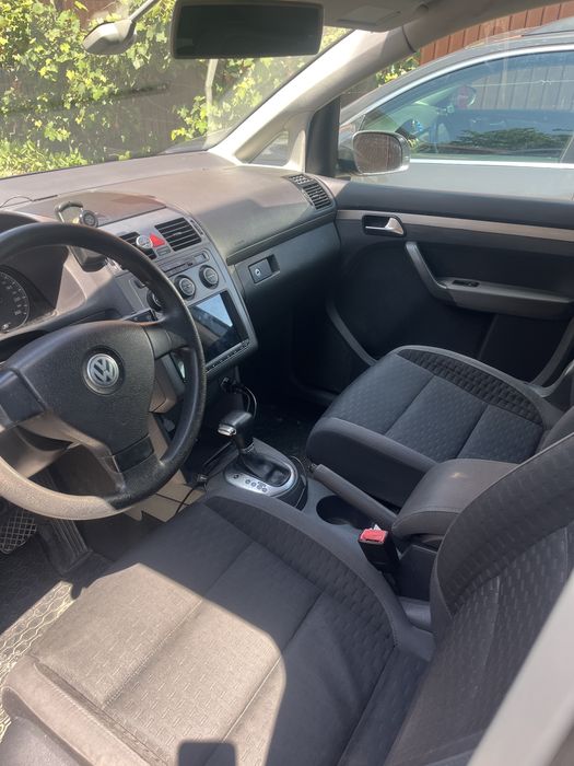 Inchiriez auto