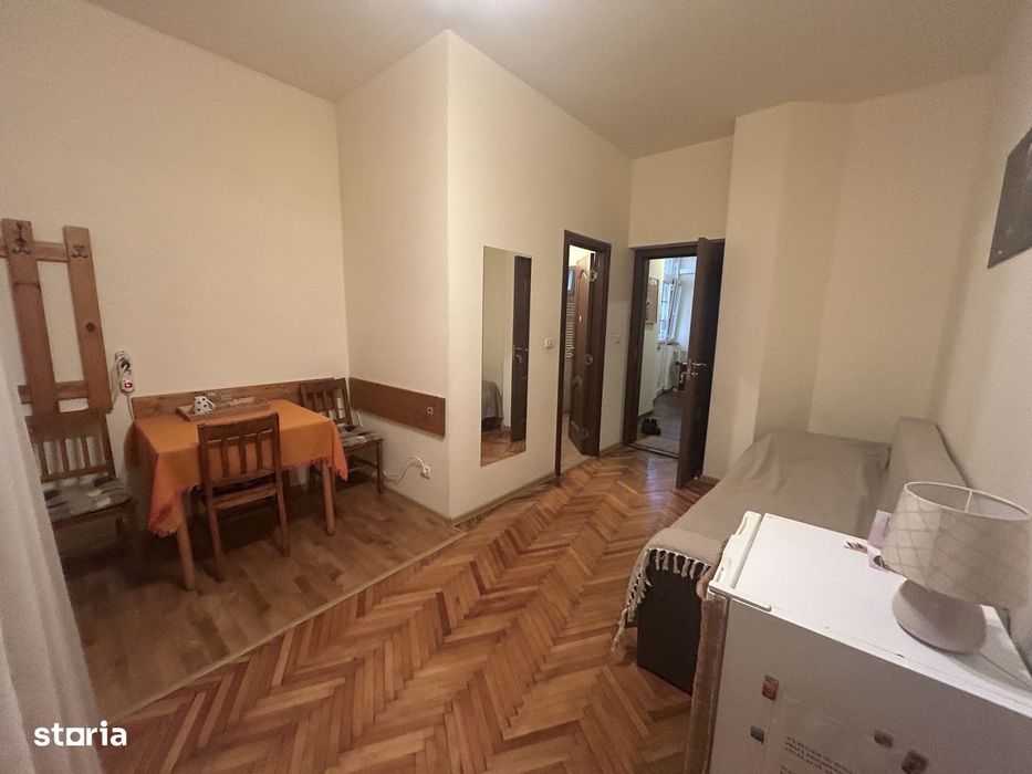 Spatiu-Cabinete medicale / terapie – spațiu Central, Acces facil