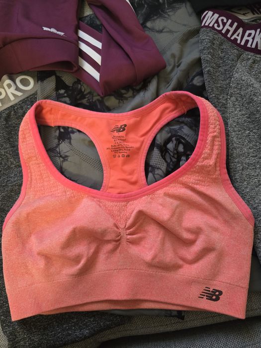 Фитнес бюстиета Gymshark и New balance