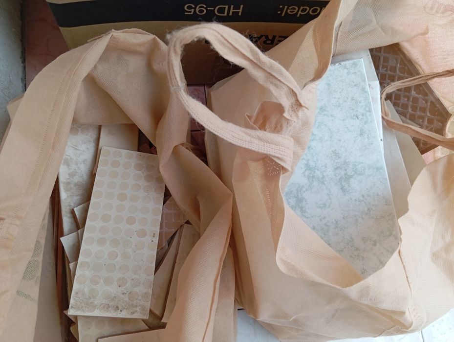 Продам кафель остатки