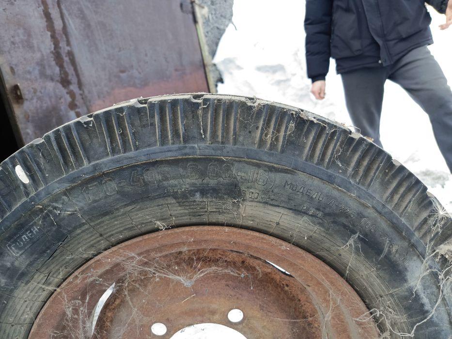 Продам колеса на трактор (Т-16; Т-25)