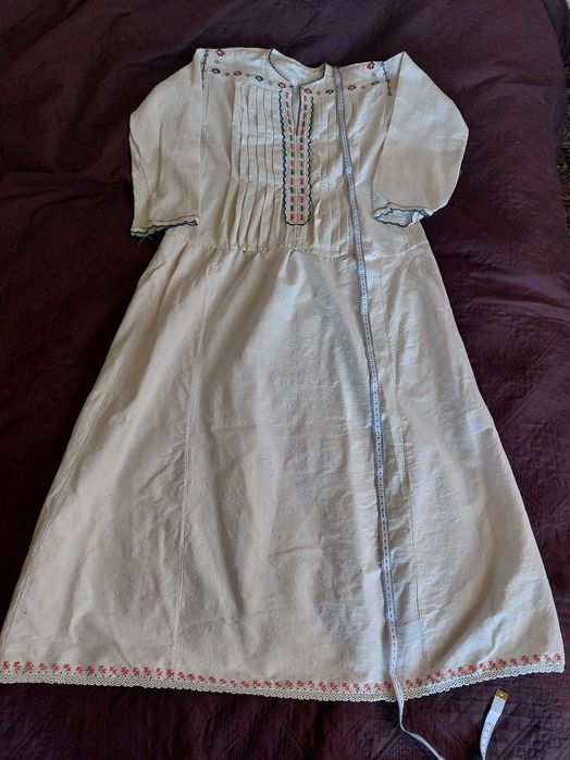 Риза за носия от русенско