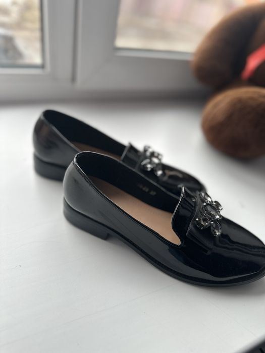 Продам обувь в хорошем состоянии.