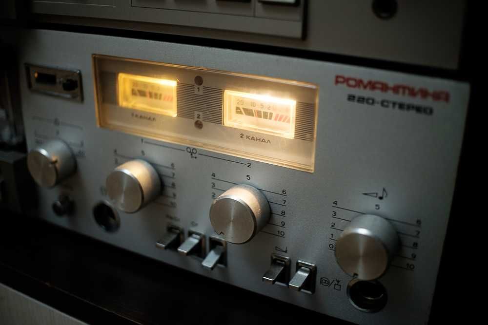 Магнитофон-приставка Романтика -220стерео