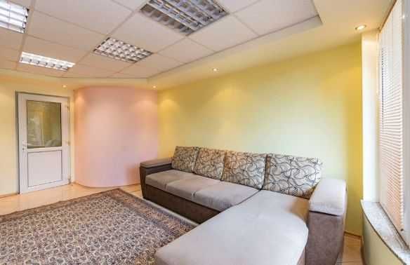 Дава се под наем Тристаен апартамент в Бургас, Възраждане - 74 кв.м за 70 € - Снимка #1