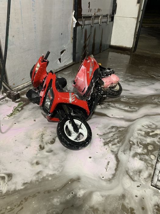 Скутер М8 125 кубов