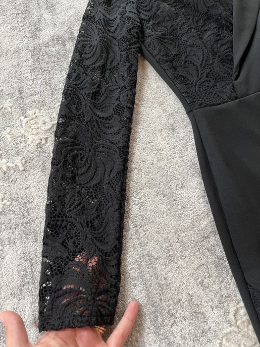 Rochie neagră parte peste parte