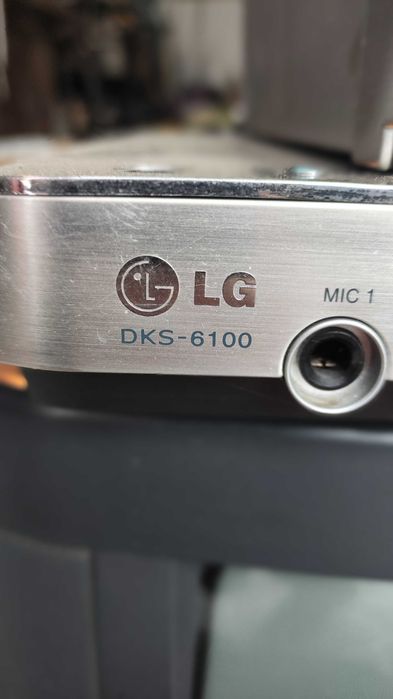 Телевизор, DVD плеер, VHS-проигрыватель