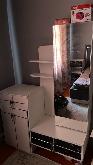 Спальный гарнитур