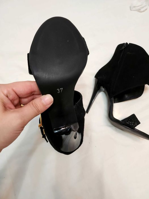 Sandale piele, noi,marca Bevenuti, nr 37., pret 500 lei