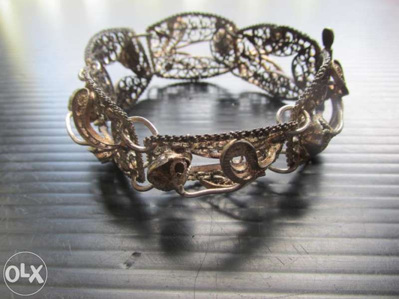 Старинна сребърна дамска гривна - филигран