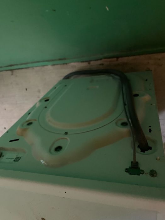 стиралный машина работает