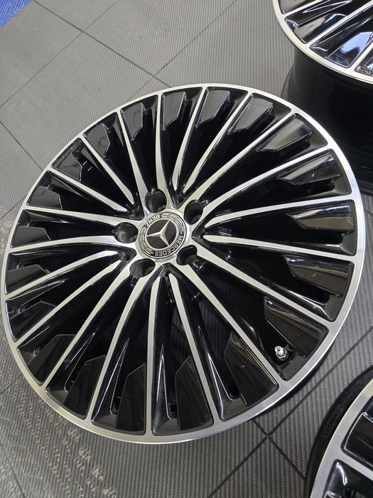 Нови оригинални джанти 19″ Mercedes-Benz CLE AMG — само джанти