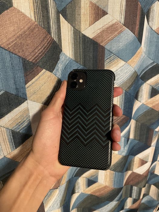 Продам Айфон 11 128gb