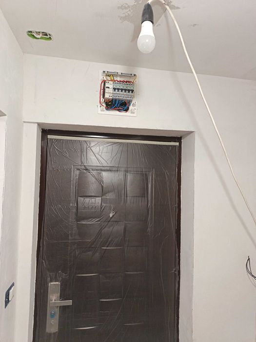 Apartament confort 1. În stadiu de renovare totala
