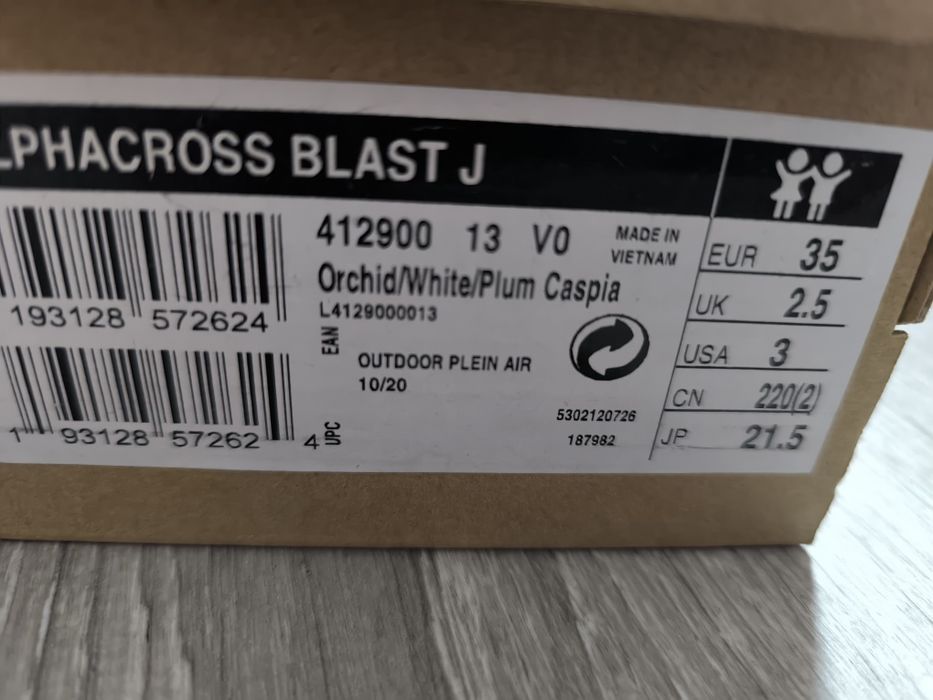 Adidas Salomon marimea. 35