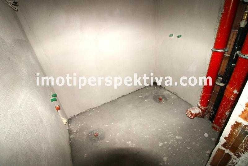 Продава се Тристаен апартамент в Пловдив, Христо Смирненски - 106 кв.м за 752 €/кв.м - Снимка #7