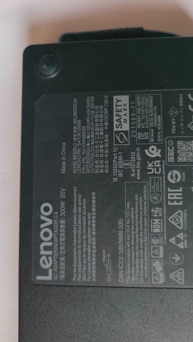 Зарядно за лаптоп lenovo 300w 20v/15amp