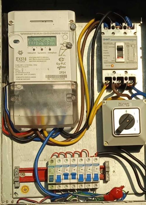 Электрик профыссанал 24/7 стаж 20 лет допуск 2000 волт