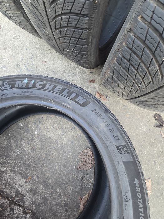 De vânzare cauciucuri de iarna 265/45/21 Michelin