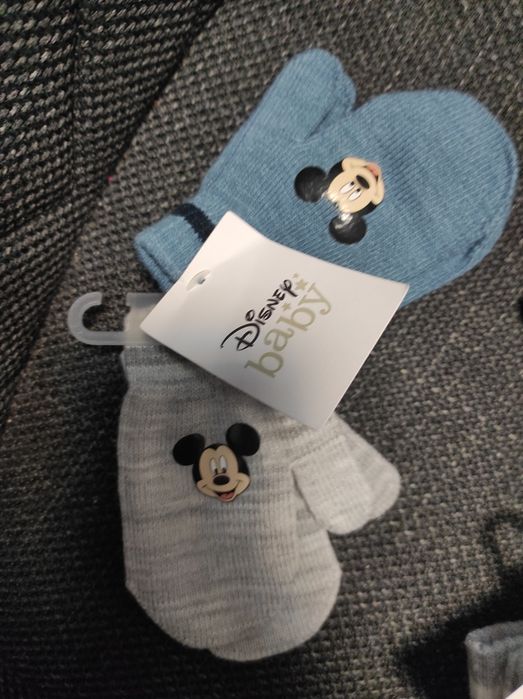 Нови детски ръкавици Disney от 1,до 2 г