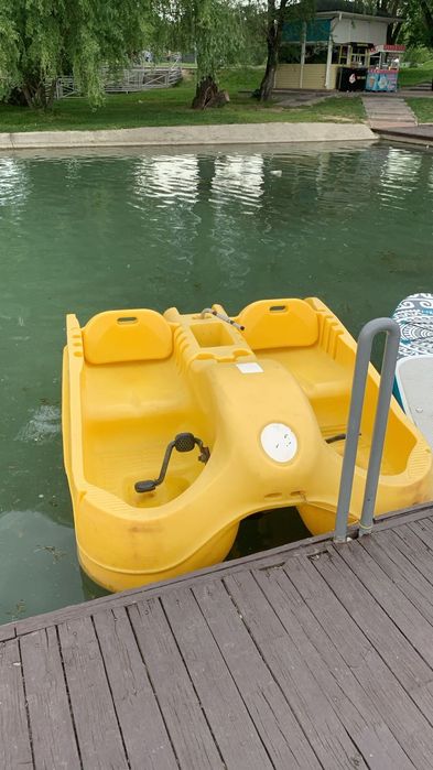 Продам катамаран зиг заг 400тыс  water bee 4x  900 тыс
