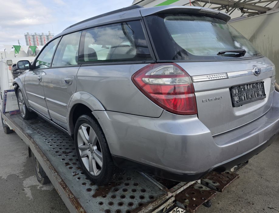 Dezmembrez Subaru Legacy 2.0 d 2010