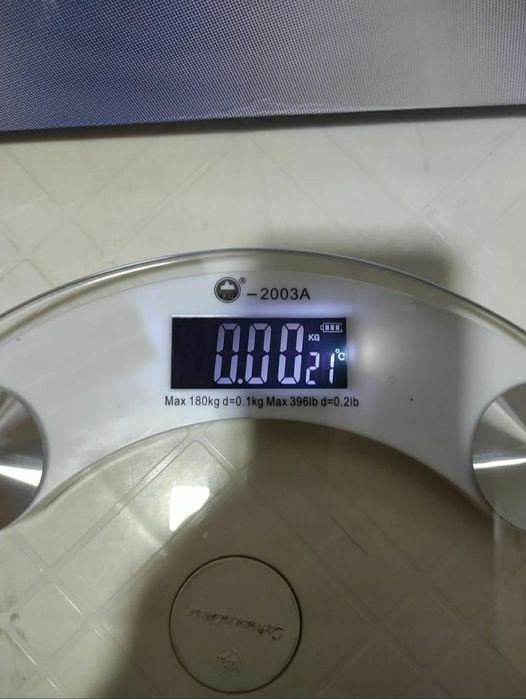 Torozi Весы напольные Pol uchun 
Описание:
Взвешивание 1г до 180кг

Ко