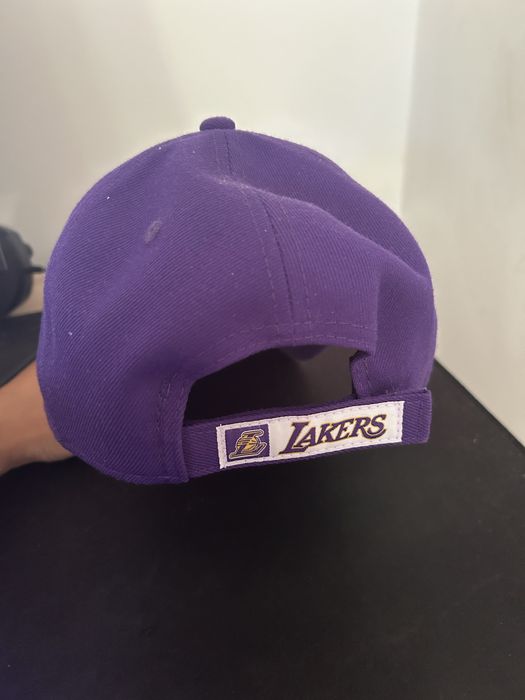 Sapca Lakers Mov