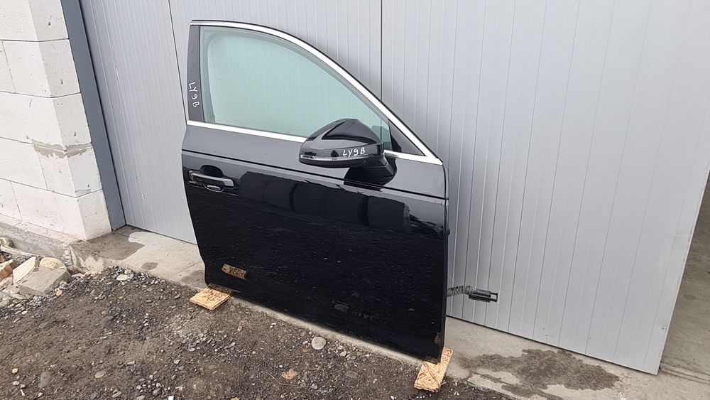 Usa dreapta fata audi a4 b9 break an 2019 negru cod culoare LY9B Usa