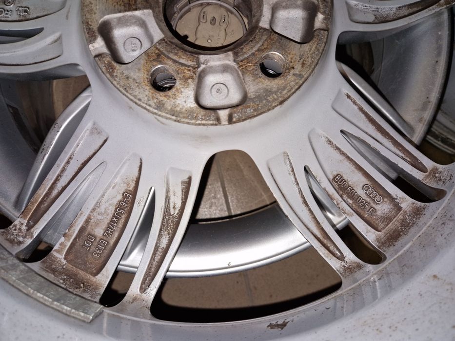 Jante R17 6.5J H2  5x112 Audi