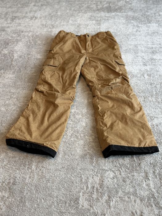 Vând costum de iarna ski pentru copii marca Lego