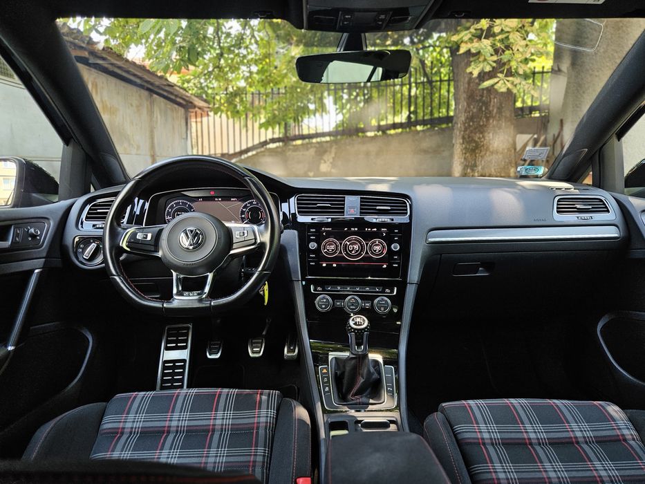 Volkswagen Golf 7 GTI