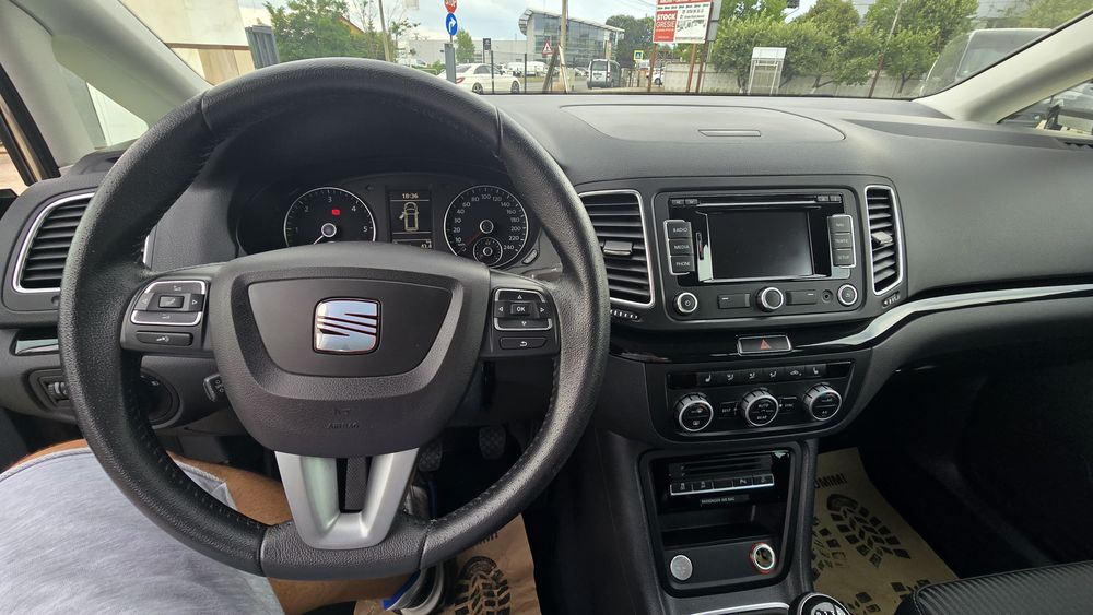 Seat alhambra 7 locuri 2015