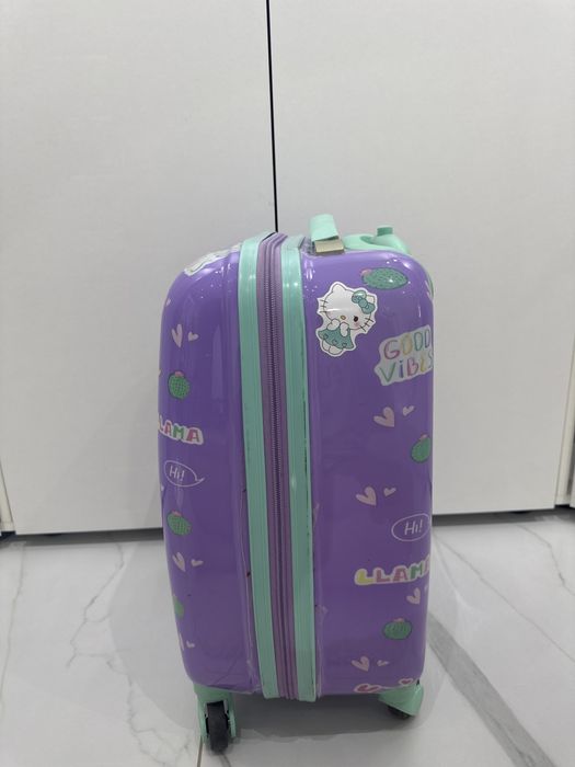 Чемодан детский