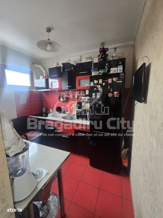 Ap 2 cam decomandat | Curte proprie | Parcare | Bragadiru