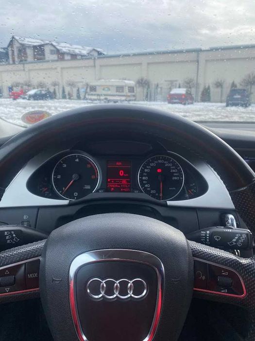 Audi A4 B8/ 2.0 TDI 143cp / Automata / 2011