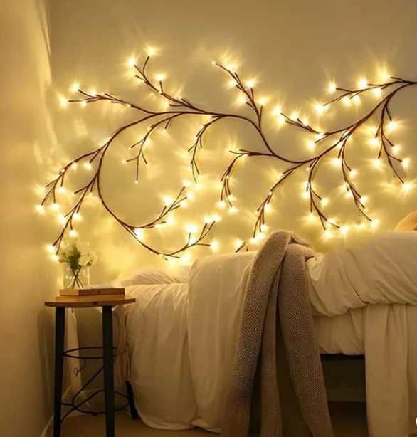Красива светеща декорация за стена тип светещо LED дърво