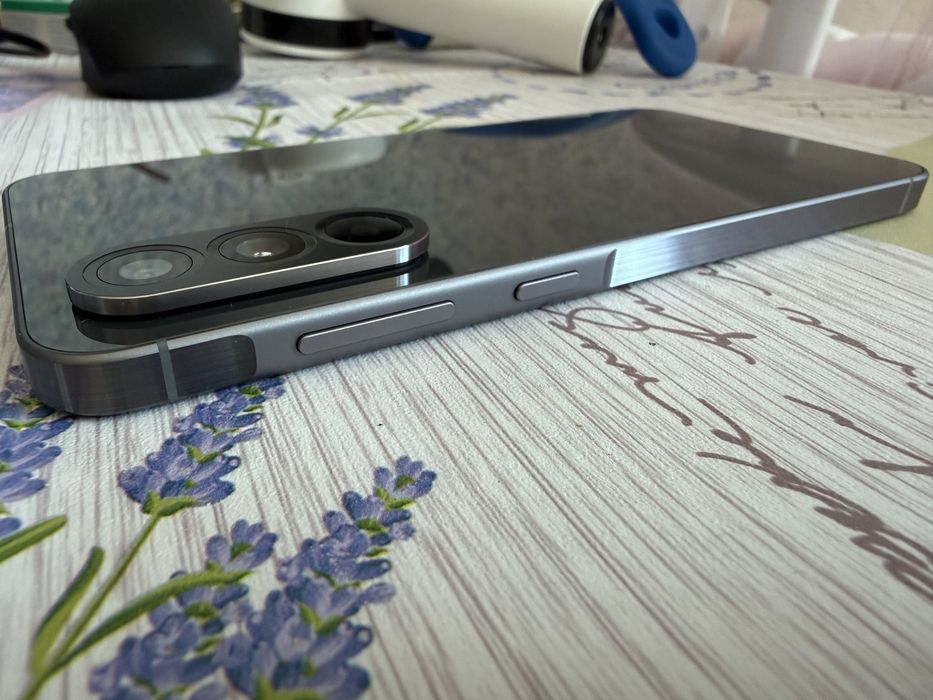 Samsung galaxy A56 8гб 256гб