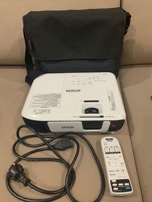 Продам проектор Epson