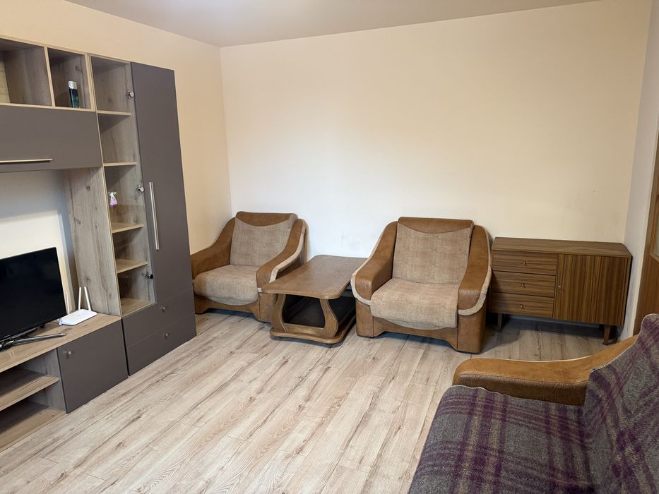 Inchiriez garsoniera Campia Turzii