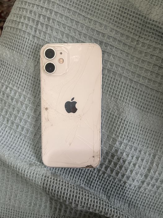 iPhone 12 mini цена 40к