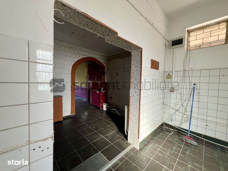 Sapient | Spațiu comercial în Piața Creangă, Oradea