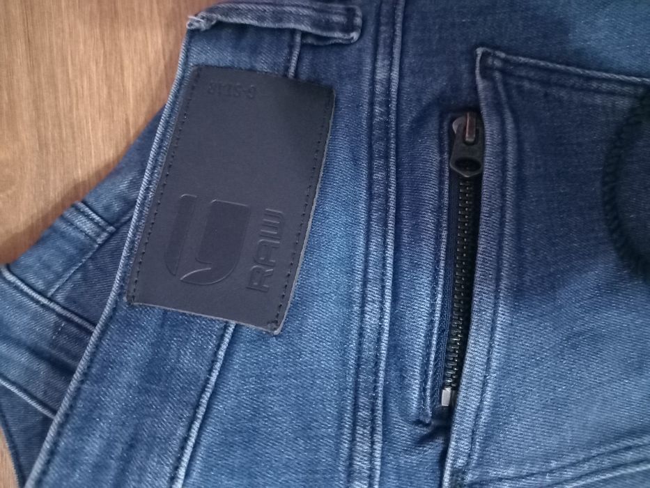 Четири чифта дамски  дънки Tommy Hilfiger, G star и други