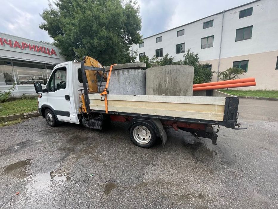 Транспортни услуги със самосвал с кран