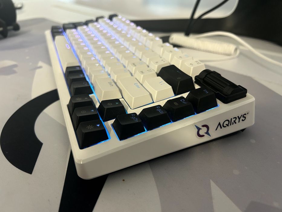 Tastatura Gaming AQIRYS