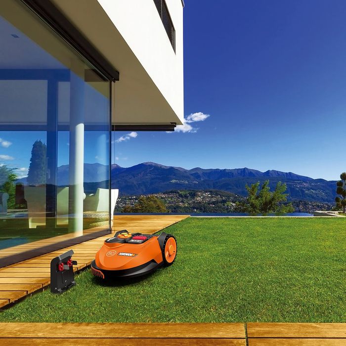 Robot tuns iarba WORX Landroid NOU 2913 lei