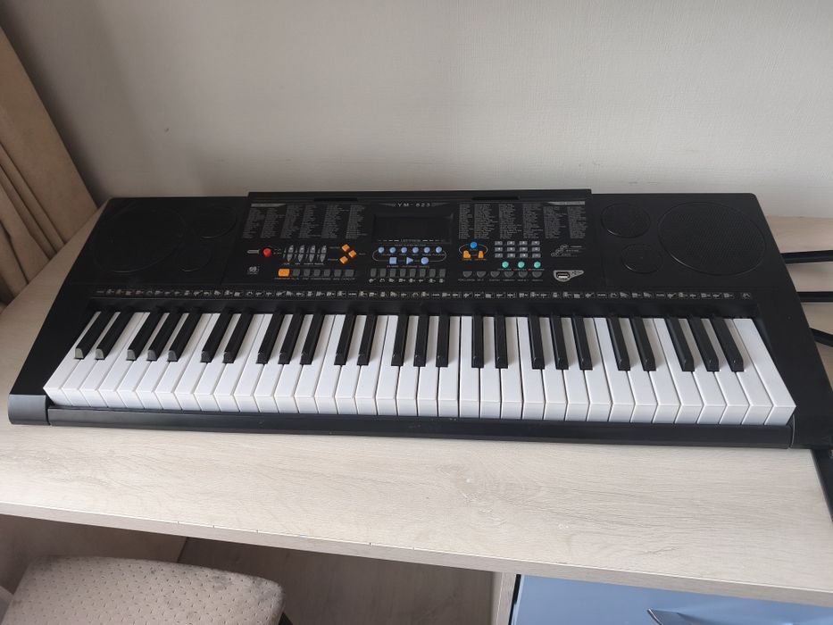 Продается Синтезатор Yongmei MK61823-AD