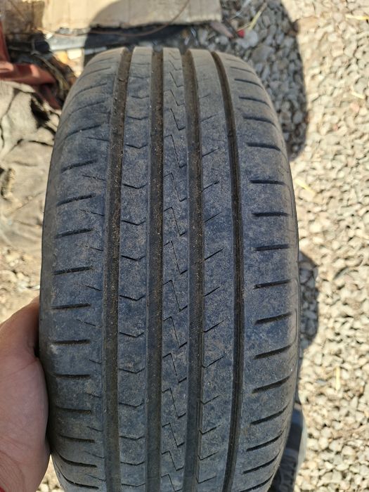 4 бр летни гуми почти нови